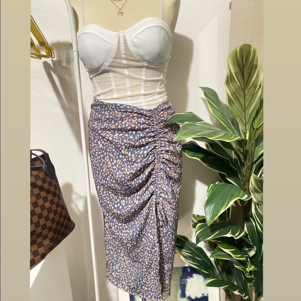 On Sale 🔴 New arrival 🍸 side split skirt